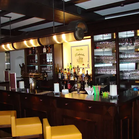 ツル ポスト ホテル