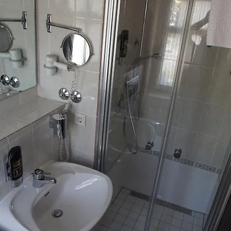 Zur Post Hotel 3*