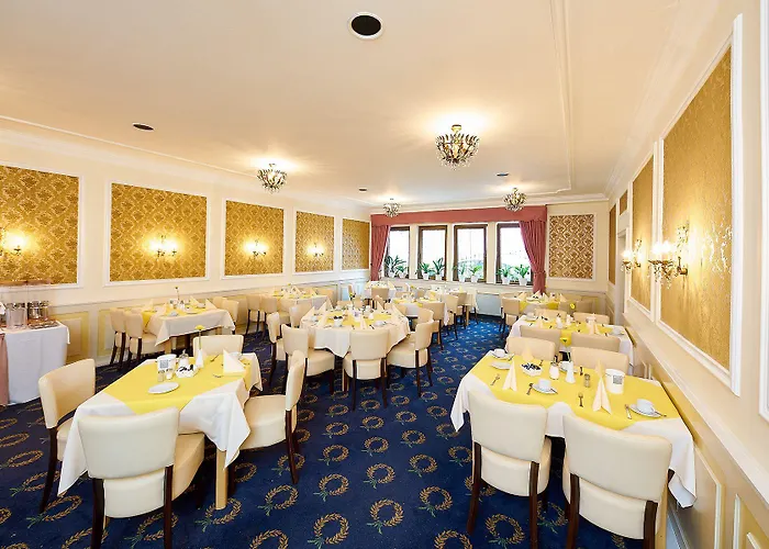 ツル ポスト ホテル 3*